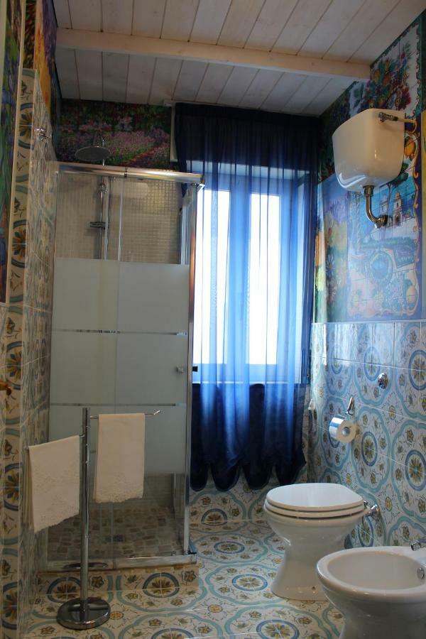 Nives Bed & Breakfast ปอมเปอี ภายนอก รูปภาพ